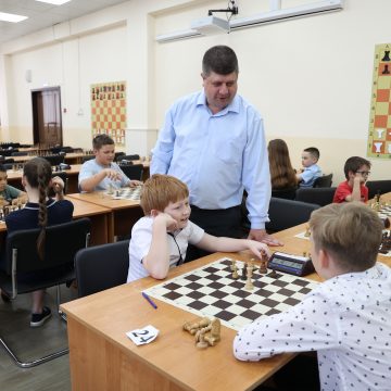 Тренеры липецкой спортшколы № 4 рассказали, как воспитать чемпиона по шахматам