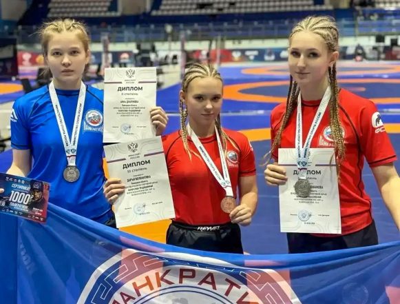 панкратион Липчане 14-19 лет взяли медали первенства России по панкратиону