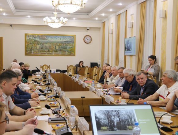 Благоустройство Липецка обсудил Совет старейшин