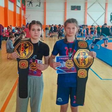 Два золота завоевали липчанки на турнире по вольной борьбе