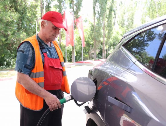 бензин топливо азс Продавать бензин на АЗС в Липецкой области до 28 июня будут на особых условиях