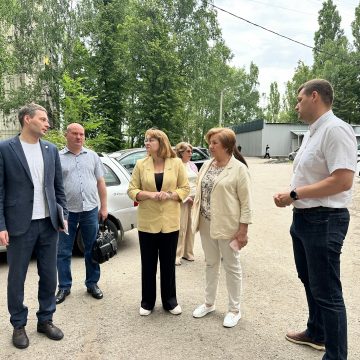 9 мкр выезд мэрии бедрова Пять МКД в 9-м микрорайоне в Липецке остались без управляющей компании