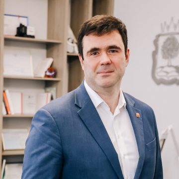 P91A0024 Вице-губернатор и председатель липецкого отделения общества «Знание» Сергей Курбатов: «Времена меняются, знание остаётся силой»
