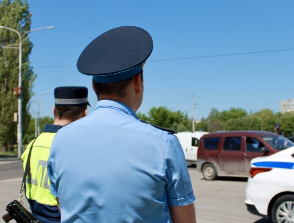 приставы и гибдд 16 млн рублей долгов на семерых: судебные приставы в Липецке провели рейд на дороге