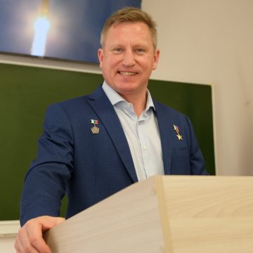 сергей прокопьев космонавт Сергей Прокопьев — студентам ЛГТУ: «Приблизиться к звёздам реально»