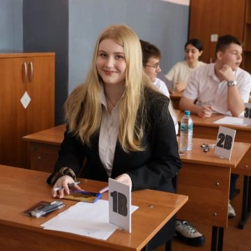 егэ минобраз Более 900 липецких выпускников решили пересдать один из предметов ЕГЭ