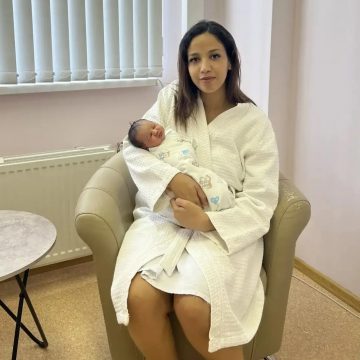 роженица из марокко Онколог и травматолог из Воронежа приняли роды у марокканки в поезде в Липецкой области
