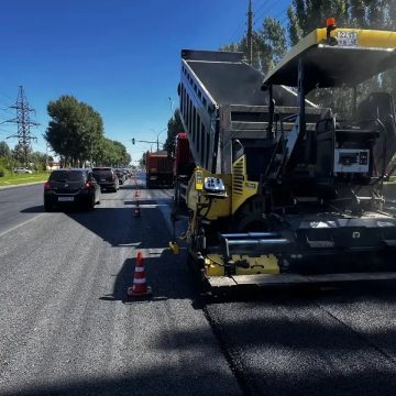 На Московской в Липецке начали укладку верхнего слоя асфальта