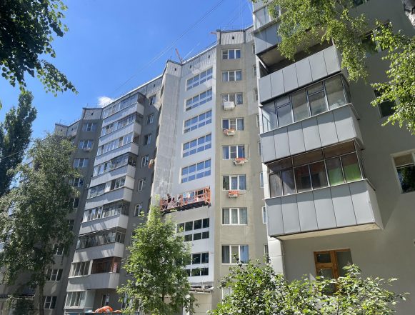 папина 37 капремонт (2) 50-летний дом на Папина в Липецке становится как новый благодаря капремонту