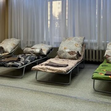 школа 69 временное размещение ночёвка пресс адм (2) Ночёвка в школе № 69 никому из жителей дома, в который попал БПЛА в Липецке, не потребовалась