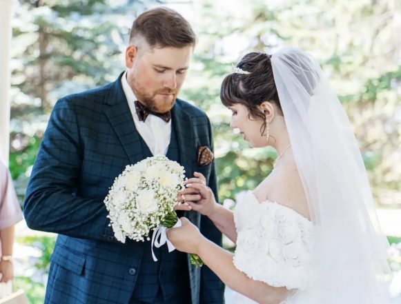 свадьбы день города пресс адм (2) Свои свадьбы любимому городу вновь подарили влюблённые липчане