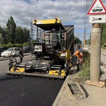 На улице Московской в Липецке уже уложили первый слой асфальта