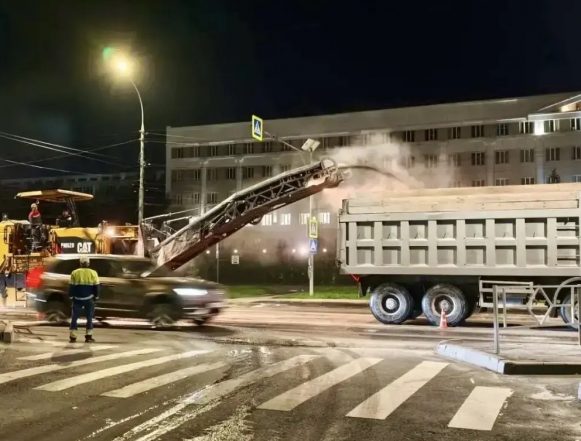 С ночи в Липецке начали ремонтировать улицу Карла Маркса