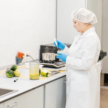 В Липецке открыли первый полностью отечественный исследовательский центр в сфере детского питания