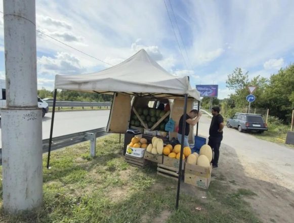 На шестерых незаконных уличных торговцев в Липецке составили протоколы