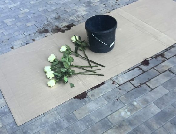 упал с высоты жк парус На месте гибели парня в ЖК «Парус» в Липецке возник стихийный мемориал
