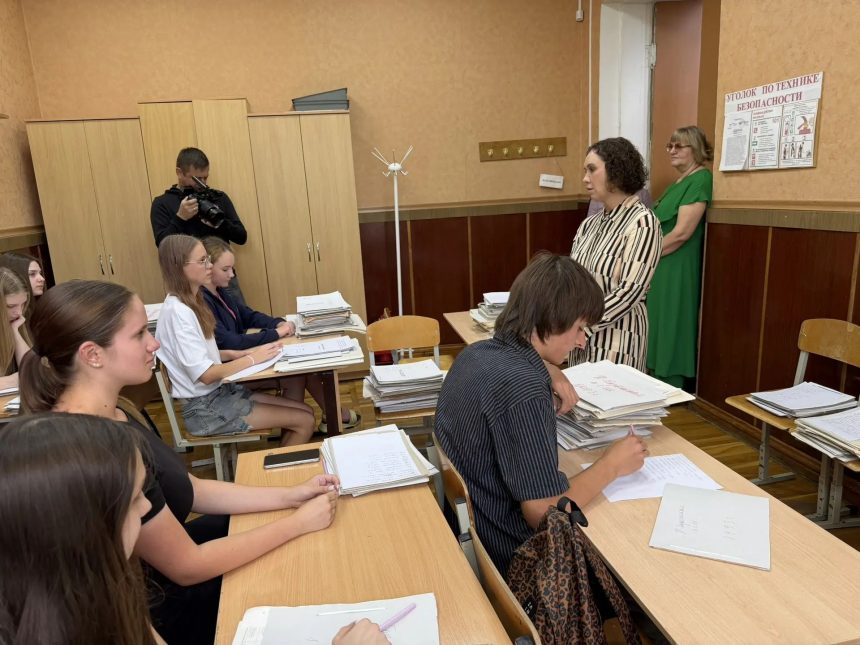 Задонский округ Законы меняют жизнь современных липецких подростков, даря ребятам новые возможности