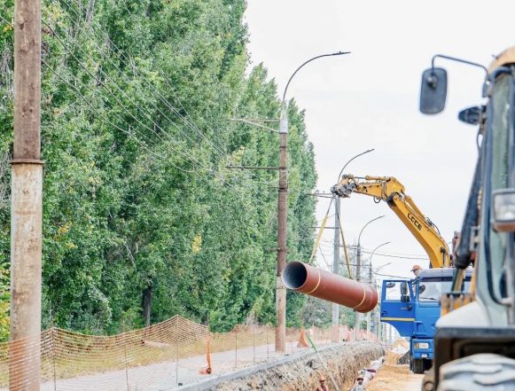 Более 600 метров коллекторных труб заменили в Липецке в сторону реки Воронеж