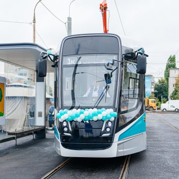 323A3612 трамвай цр