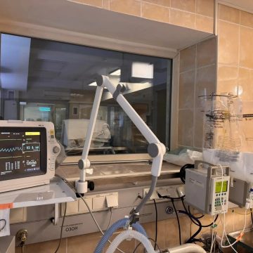 больница минздрав Липецкие врачи борются за жизнь школьницы, упавшей с самоката
