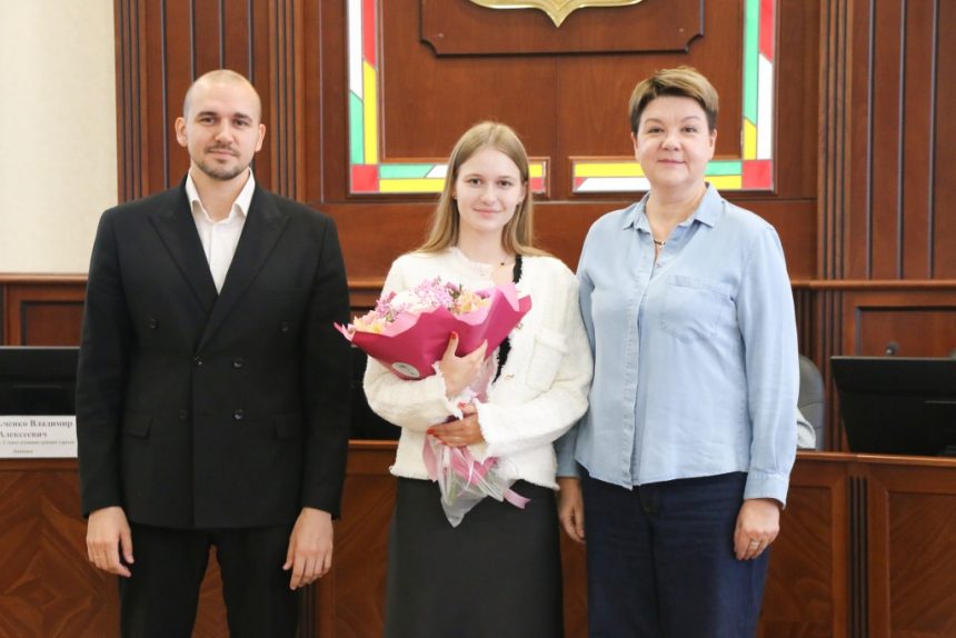 Софья Атаманова возглавила Молодёжный парламент Липецка