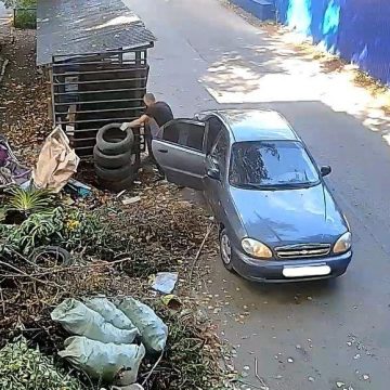 Двух липчан сняла камера за незаконным выбросом автопокрышек
