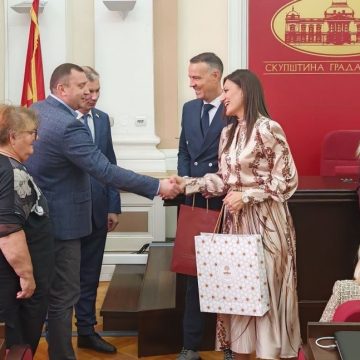 бугаков и лепёкин в крушевац Липецк и сербский город-побратим заключили соглашение о благоустройстве воинских захоронений