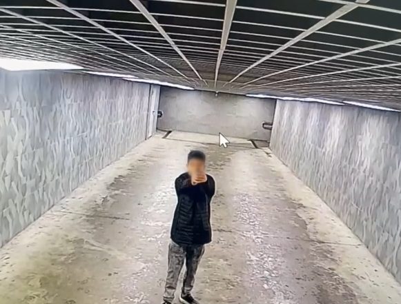 Видео со стрельбой в подземном переходе в Липецке выложил мэр