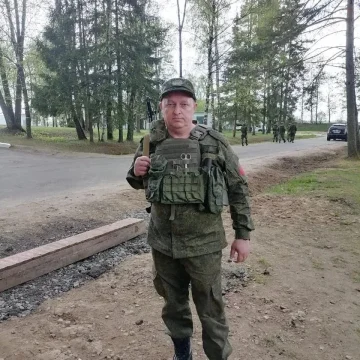 i (26) В память о погибшем на СВО коллеге-враче на подстанции скорой помощи в Липецке открыли мемориал
