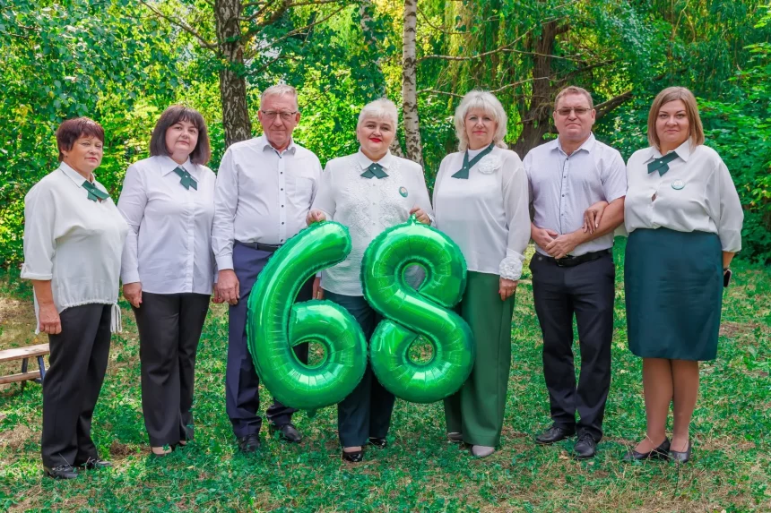 i (42) Школа № 68 Липецка продолжит борьбу в конкурсе «Школьная команда мечты»