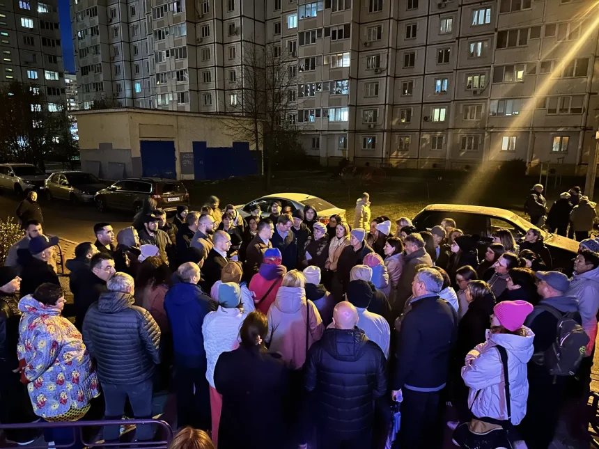 i (5) Мэрия Липецка заменит все повреждённые от атаки БПЛА окна в квартирах местных жителей