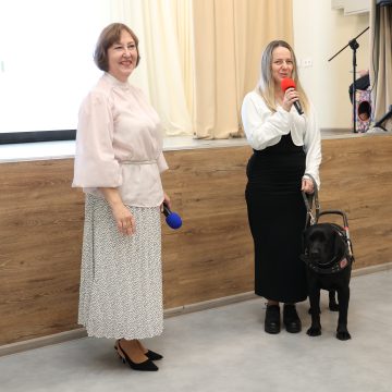 интернат слепые белая трость Воспитанники школы-интерната в Липецке строят свою жизнь, опираясь на звуки и ощущения