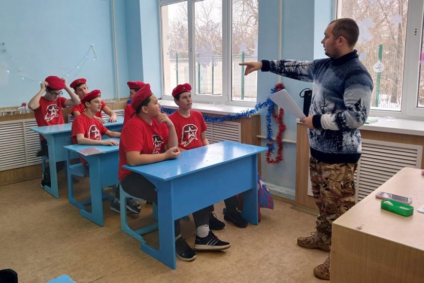 От передовой — к школьной доске: ветеран СВО учит детей спасать жизни