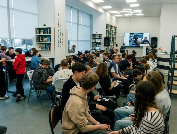 Дню народного единства посвятят осенний анти-турнир игры «Это! Там! Тогда!» (6+)